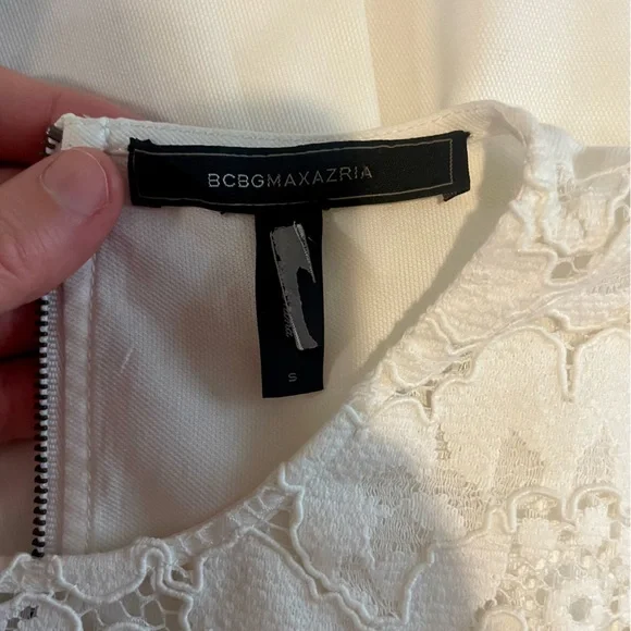 BCBG MaxAzria Lace Top - Picture 7 of 8